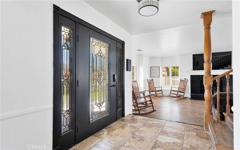 GORGEOUS, beveled glass front door