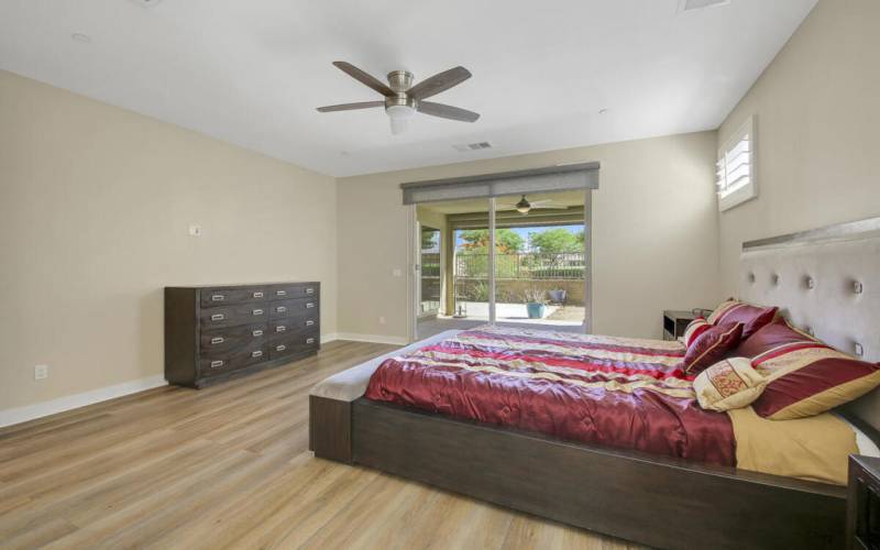 19 MASTER BED MLS