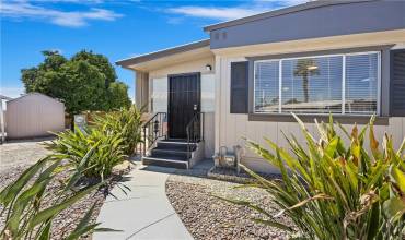 260 N Lyon Avenue 6, Hemet, California 92543, 2 Bedrooms Bedrooms, ,1 BathroomBathrooms,Manufactured In Park,Buy,260 N Lyon Avenue 6,IV24179372