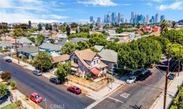 1289 W 25th Street, Los Angeles, California 90007, 6 Bedrooms Bedrooms, ,3 BathroomsBathrooms,Residential Income,Buy,1289 W 25th Street,GD24167642