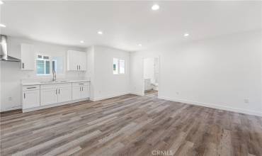 6290 California Avenue C, Long Beach, California 90805, 2 Bedrooms Bedrooms, ,Residential Lease,Rent,6290 California Avenue C,OC24166218