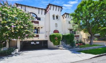 4360 Ventura Canyon Avenue 12, Sherman Oaks, California 91423, 2 Bedrooms Bedrooms, ,2 BathroomsBathrooms,Residential,Buy,4360 Ventura Canyon Avenue 12,SR24164010