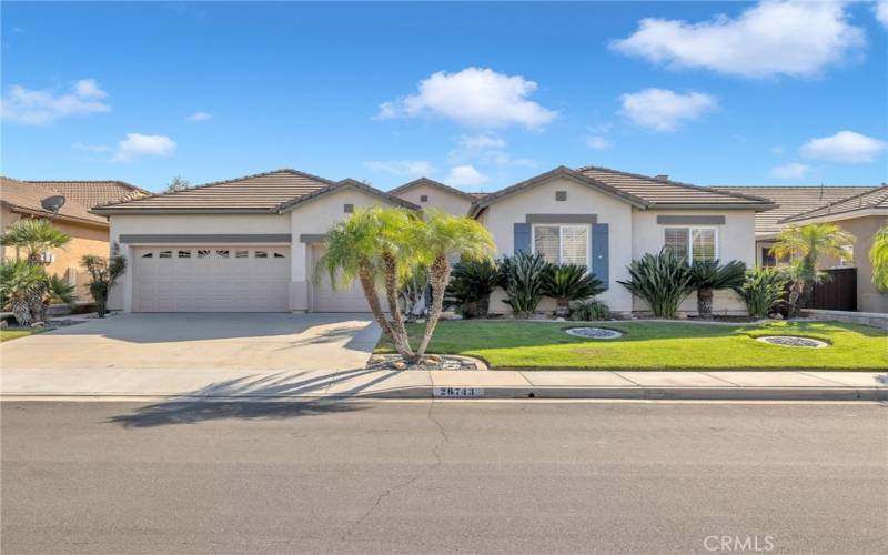 26743 Paddington Ct, Murrieta, CA 92563 Has Great Curb Appeal!