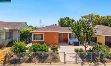 66 Murdock St, Richmond, California 94804, 2 Bedrooms Bedrooms, ,1 BathroomBathrooms,Residential,Buy,66 Murdock St,41068409