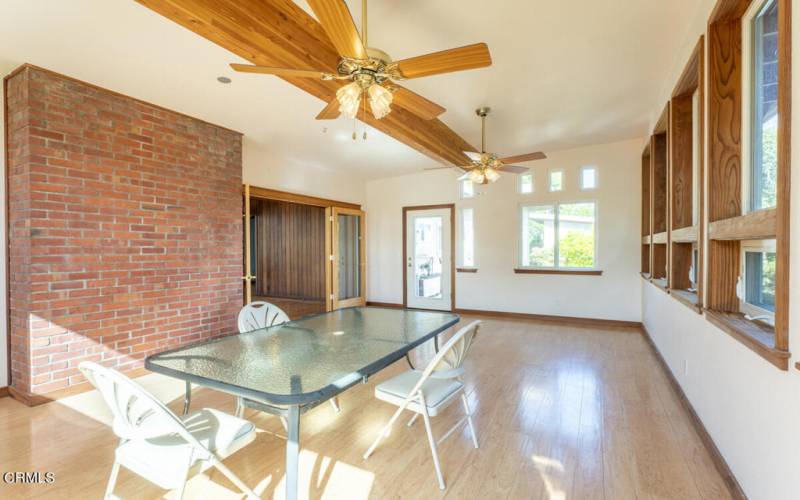 Sunroom toward deck