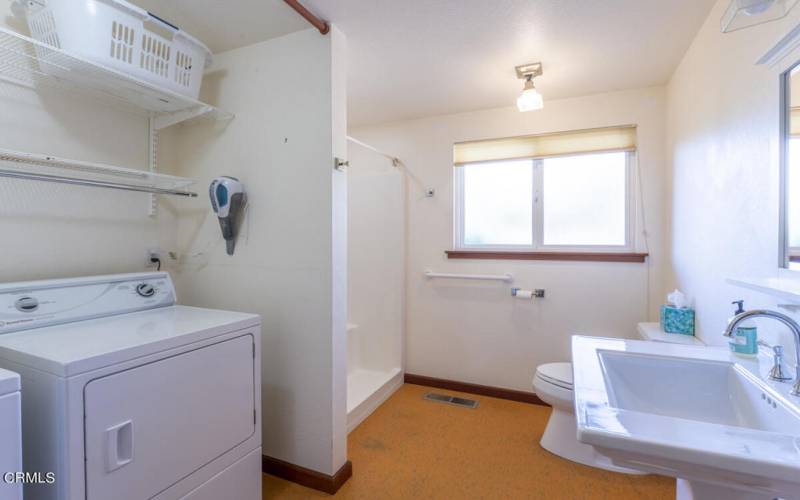 Second bathroom/laundry