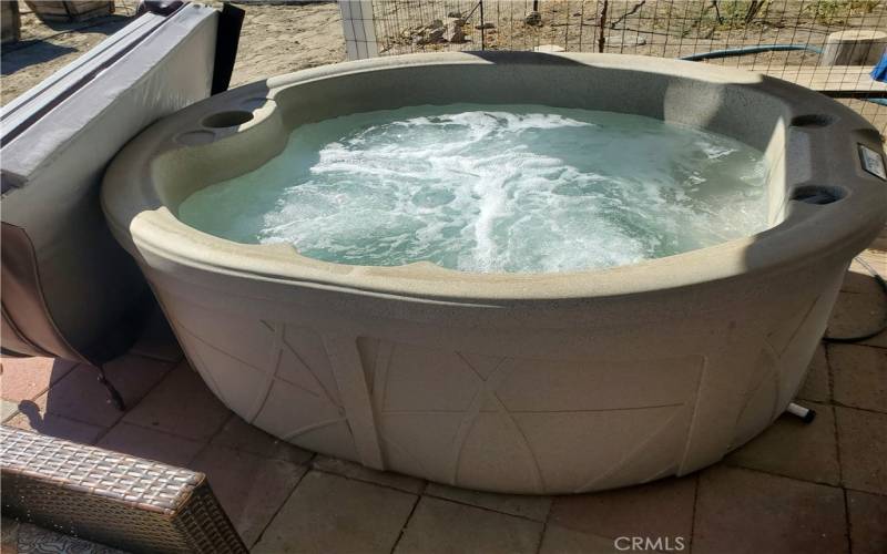 Hot tub included!