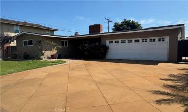 7612 Juliette Low Drive, Huntington Beach, California 92647, 4 Bedrooms Bedrooms, ,2 BathroomsBathrooms,Residential Lease,Rent,7612 Juliette Low Drive,PW24179924