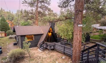 512 Beaumont Lane, Big Bear City, California 92314, 2 Bedrooms Bedrooms, ,Residential,Buy,512 Beaumont Lane,EV24180067