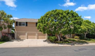 8470 Cliffridge Ln, La Jolla, California 92037, 6 Bedrooms Bedrooms, ,4 BathroomsBathrooms,Residential Lease,Rent,8470 Cliffridge Ln,240020698SD