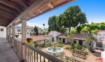 1302 1/2 N Harper Avenue, West Hollywood, California 90046, ,1 BathroomBathrooms,Residential Lease,Rent,1302 1/2 N Harper Avenue,24433869