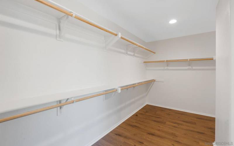 Walk-in Closet