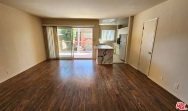 1001 Hammond Street 5, West Hollywood, California 90069, 1 Bedroom Bedrooms, ,1 BathroomBathrooms,Residential Lease,Rent,1001 Hammond Street 5,24434069