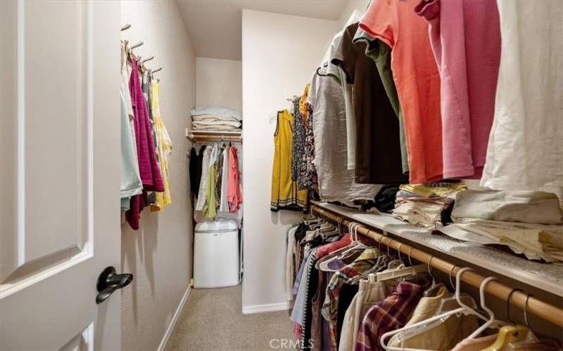 walk in closet