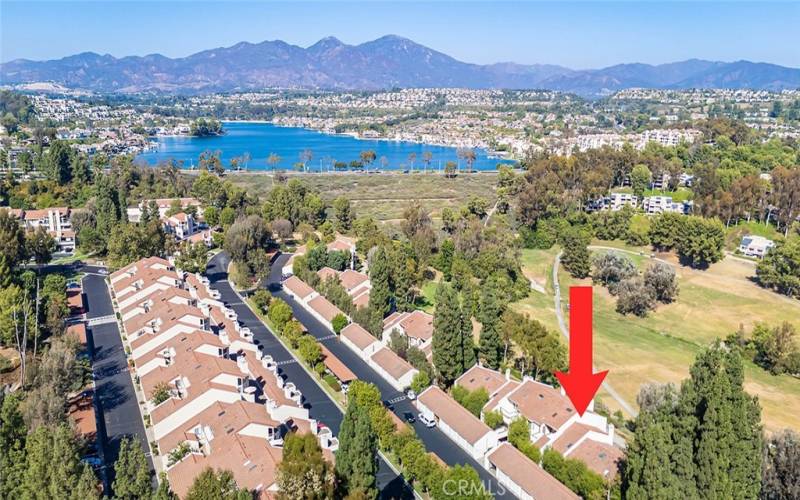  Mission Viejo lake sets the background for the complex.