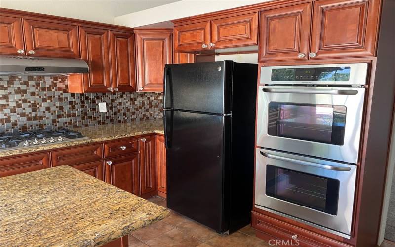 Newer kitchen oven