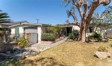 318 S Enid Avenue, Azusa, California 91702, 3 Bedrooms Bedrooms, ,1 BathroomBathrooms,Residential,Buy,318 S Enid Avenue,CV24108687