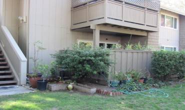 5695 Makati Circle B, San Jose, California 95123, 2 Bedrooms Bedrooms, ,2 BathroomsBathrooms,Residential,Buy,5695 Makati Circle B,ML81978659