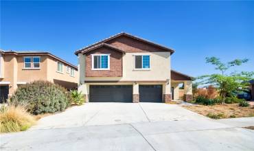 15718 Dianthus Avenue, Fontana, California 92335, 4 Bedrooms Bedrooms, ,3 BathroomsBathrooms,Residential,Buy,15718 Dianthus Avenue,TR24181167