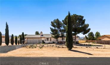 16737 Pauhaska Road, Apple Valley, California 92307, 3 Bedrooms Bedrooms, ,2 BathroomsBathrooms,Residential,Buy,16737 Pauhaska Road,CV24071037