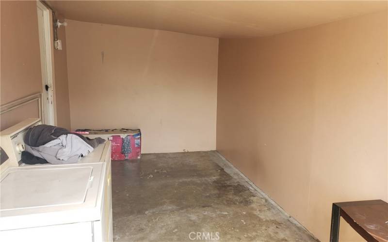 Laundry in Garage back house