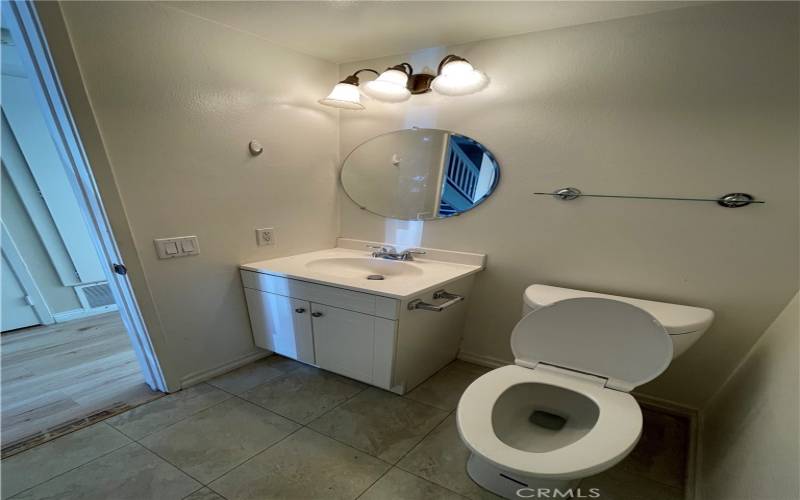 1st Fl Powder Room