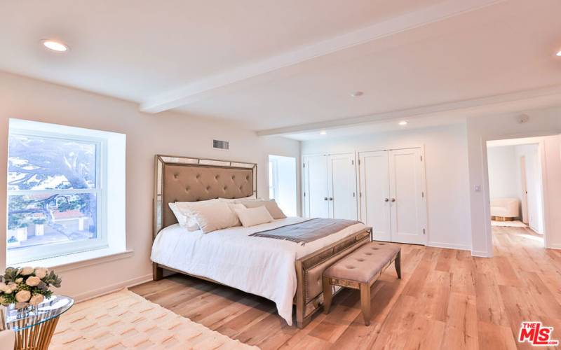 Main Bedroom w/ Ocean View