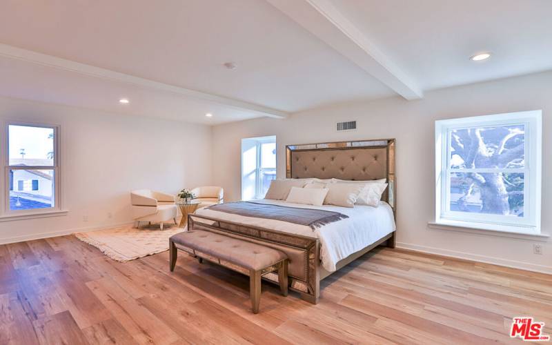 Main Bedroom w/ Ocean View