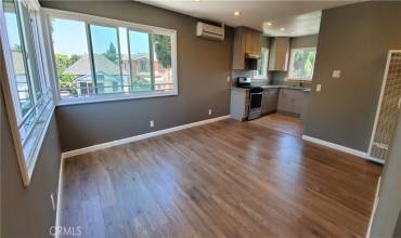 1428 E 54th Street 4, Los Angeles, California 90011, 3 Bedrooms Bedrooms, ,2 BathroomsBathrooms,Residential Lease,Rent,1428 E 54th Street 4,AR24181589