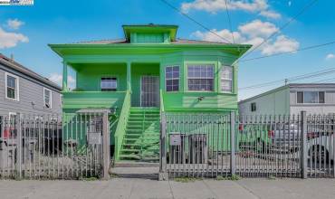 1050 82Nd Ave, Oakland, California 94621, 6 Bedrooms Bedrooms, ,4 BathroomsBathrooms,Residential Income,Buy,1050 82Nd Ave,41071639