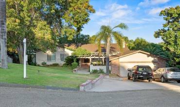 1308 Pepper Tree Lane, Vista, California 92084, 3 Bedrooms Bedrooms, ,3 BathroomsBathrooms,Residential,Buy,1308 Pepper Tree Lane,240020813SD