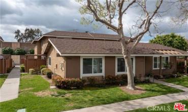 12446 Rancho Vista Drive, Cerritos, California 90703, 2 Bedrooms Bedrooms, ,1 BathroomBathrooms,Residential Lease,Rent,12446 Rancho Vista Drive,24434471