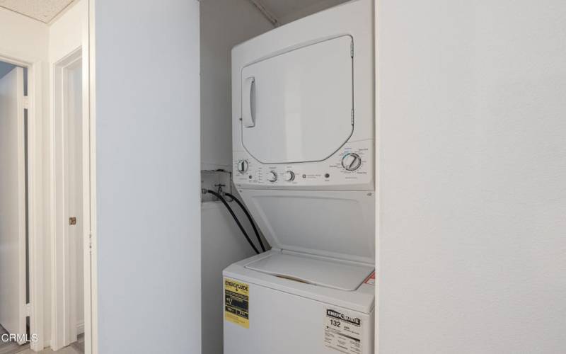 In-unit laundry