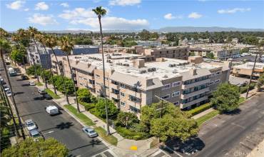 14607 Erwin Street 113, Van Nuys, California 91411, 2 Bedrooms Bedrooms, ,2 BathroomsBathrooms,Residential,Buy,14607 Erwin Street 113,SR24180750