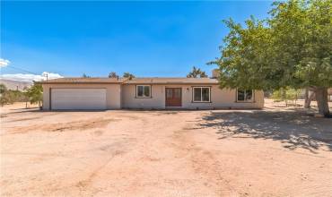 18747 Albany Court, Hesperia, California 92345, 3 Bedrooms Bedrooms, ,2 BathroomsBathrooms,Residential,Buy,18747 Albany Court,CV24174540