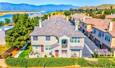 1800 E Lakeshore Drive 1601, Lake Elsinore, California 92530, 2 Bedrooms Bedrooms, ,2 BathroomsBathrooms,Residential,Buy,1800 E Lakeshore Drive 1601,TR24182152