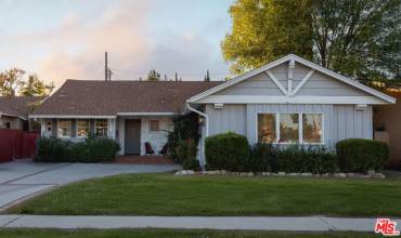 6721 Whitman Avenue, Van Nuys, California 91406, 3 Bedrooms Bedrooms, ,2 BathroomsBathrooms,Residential Lease,Rent,6721 Whitman Avenue,24434433