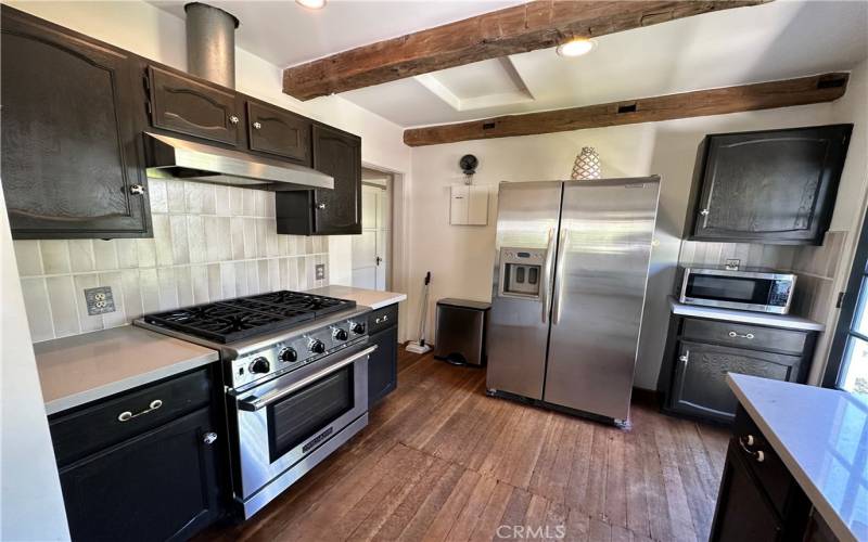 Kitchen with appliances