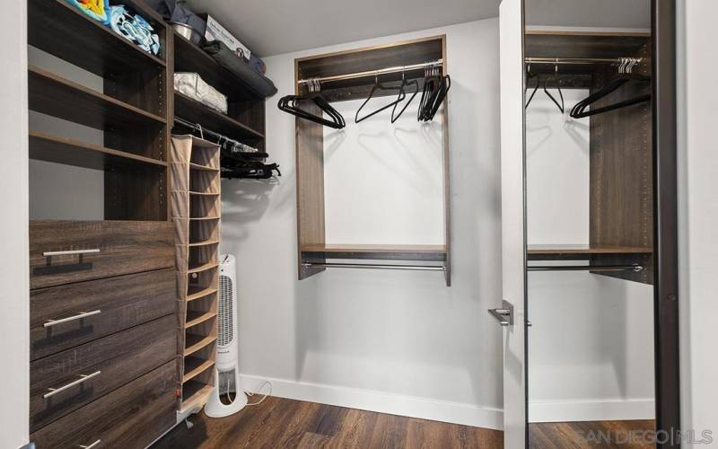 Walk-in Closet