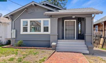 3917 San Juan St, Oakland, California 94601, 2 Bedrooms Bedrooms, ,2 BathroomsBathrooms,Residential,Buy,3917 San Juan St,41071777