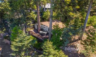 535 Sunderland Court, Lake Arrowhead, California 92352, 3 Bedrooms Bedrooms, ,2 BathroomsBathrooms,Residential,Buy,535 Sunderland Court,CV24182390