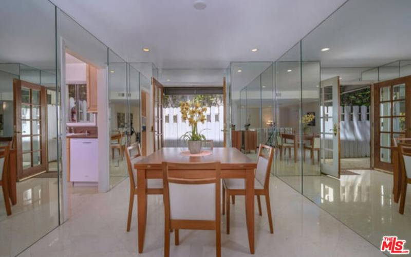 DINING ROOM LEADING TO KITCHEN