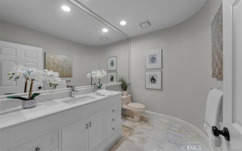 Powder room