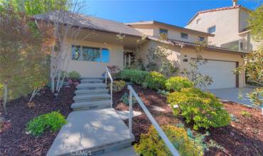 4262 Levitt Lane, Sherman Oaks, California 91403, 5 Bedrooms Bedrooms, ,3 BathroomsBathrooms,Residential Lease,Rent,4262 Levitt Lane,SR24181849