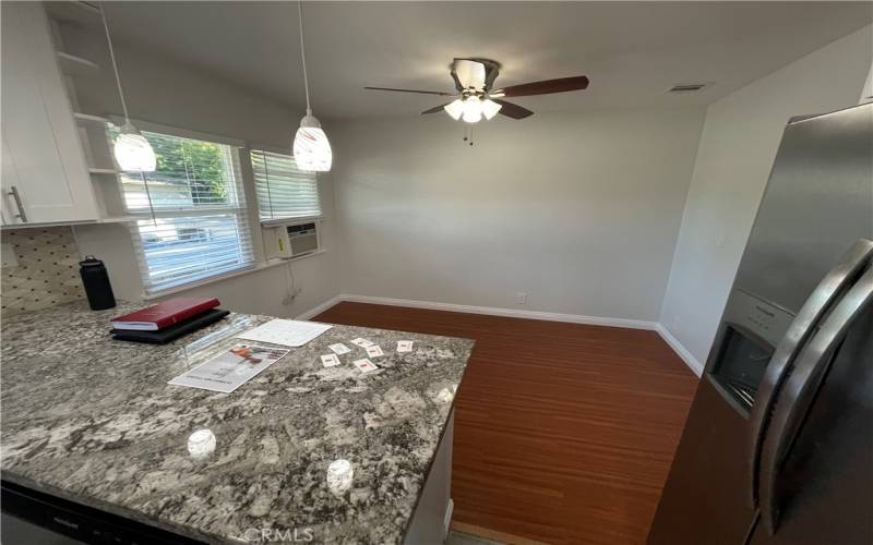 Kitchen Quartz Nook and Dining area