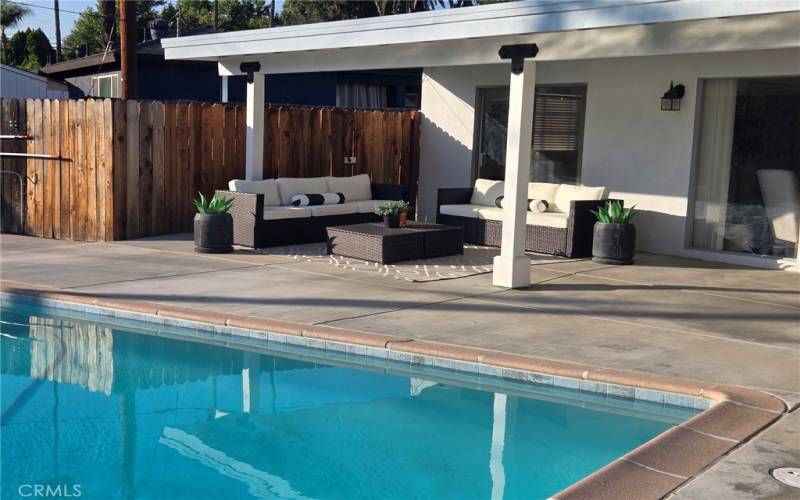 Backyard/Covered Patio/Pool