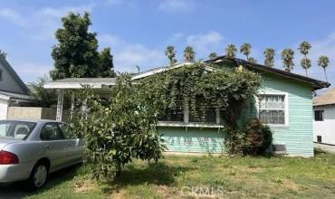 5113 5th Avenue, Los Angeles, California 90043, 3 Bedrooms Bedrooms, ,2 BathroomsBathrooms,Residential,Buy,5113 5th Avenue,SB24182532