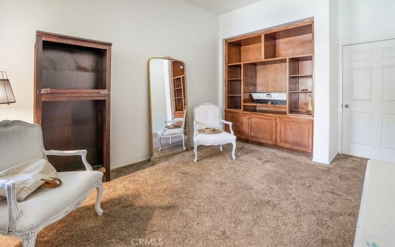 Mother-in-Law sitting area with built in storage