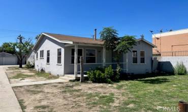 5010 E 59th Place, Maywood, California 90270, 4 Bedrooms Bedrooms, ,Residential Income,Buy,5010 E 59th Place,DW24182057