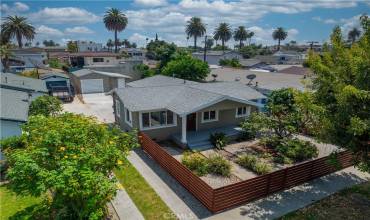 2824 S Orange Drive, Los Angeles, California 90016, 3 Bedrooms Bedrooms, ,1 BathroomBathrooms,Residential,Buy,2824 S Orange Drive,DW24182933